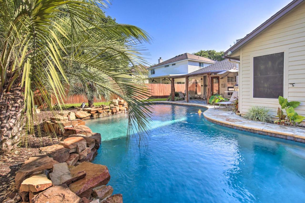 Peaceful San Antonio Oasis With Private Pool And Grill Villa ภายนอก รูปภาพ